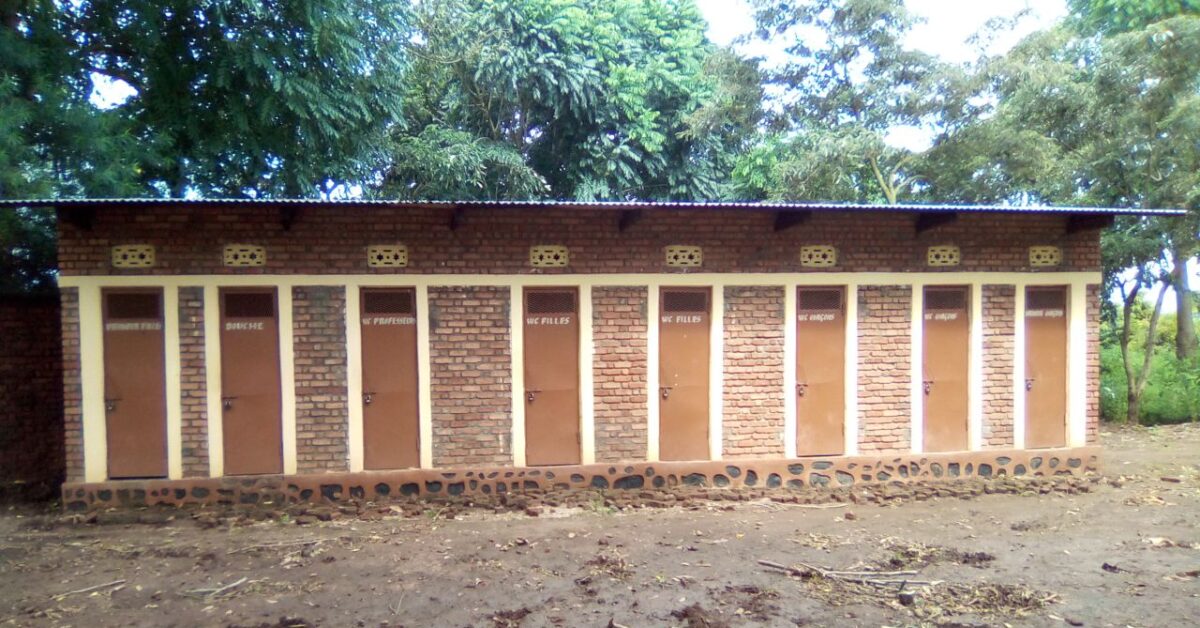Students participate in building schools that are responsive to their needs.