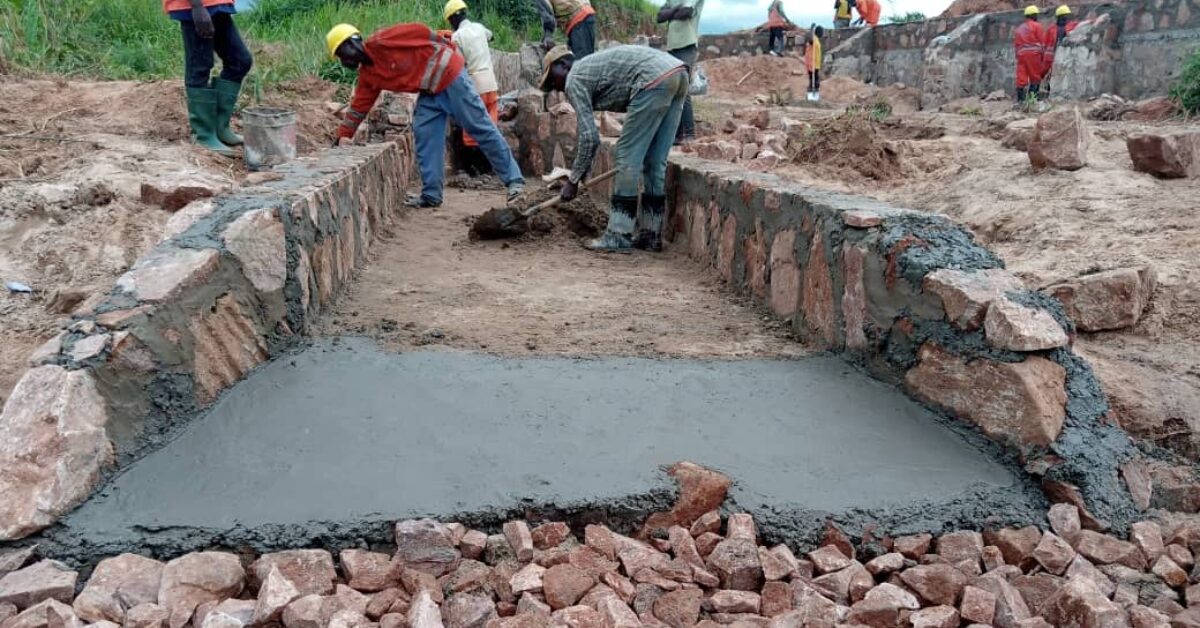 Construire des infrastructures avec intégrité : Le rôle de la surveillance citoyenne et du plaidoyer